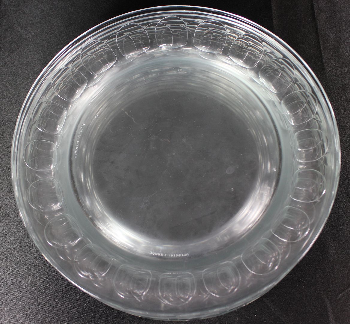 LOT 8 Vintage ARCOROC France Pressed CLEAR GLASS Round DINNER PLATES 9